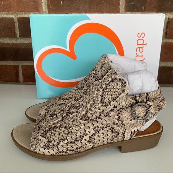 Baretraps Womens Scotlyn Faux Leather Ankle Strap snake print sandals US 8 M NEW - Picture 4 of 9